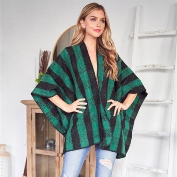 Buffalo Checkered Shawl Wrap green/black - Picture 1 of 6